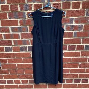NWOT Gap Black Sleeveless Sheath Dress